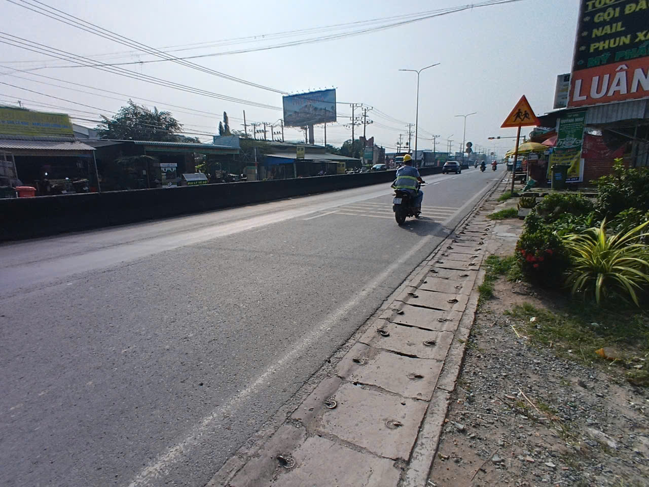 mua-ban-nha-dat-tai-tinh-long-an